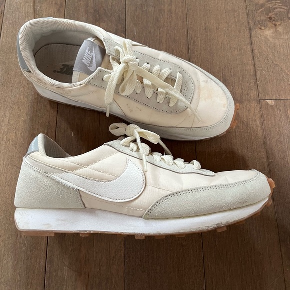 Nike Off-White and Light Gray Sneakers - Picture 4 of 5